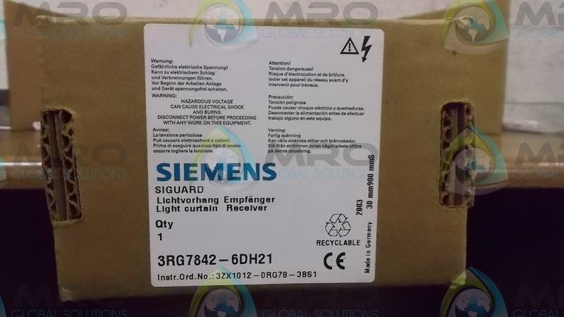 SIEMENS 3RG7842-6DH21 LIGHT CURTAIN RECEIVER * FACTORY SEALED *