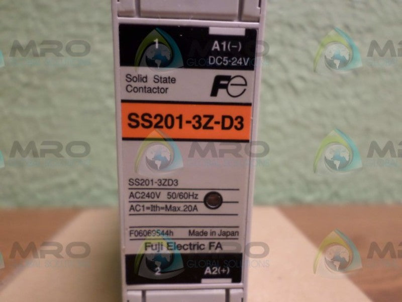 FUJI ELECTRIC SS201-3Z-D3 SOLID STATE CONTACTOR * NEW IN BOX *