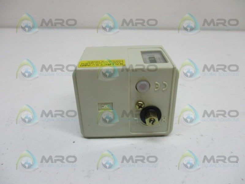 SMC IS3000-02L5 PRESSURE SWITCH  UNMP