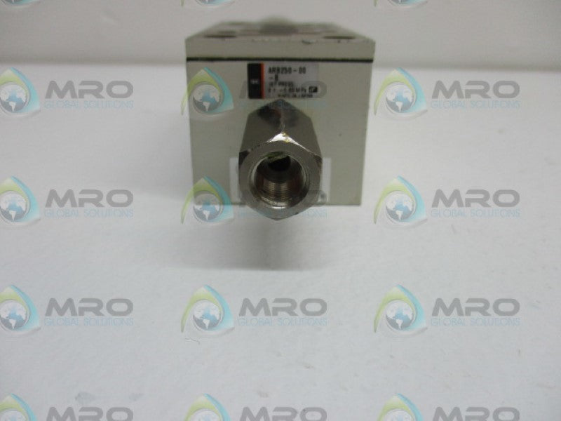 SMC ARB250-00-B INTERFACE REGULATOR  UNMP