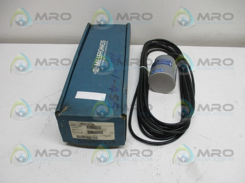 MILLTRONICS ST-25CP ULTRASONIC LEVEL TRANDUCER  NSMP
