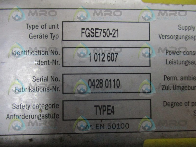 SICK FGSE750-21 LIGHT CURTAIN EMITTER  UNMP