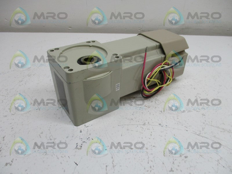 SUMITOMO RNYM006-17-B-100 INDUCTION GEAR MOTOR 0.06 KW 1380 RPM  UNMP