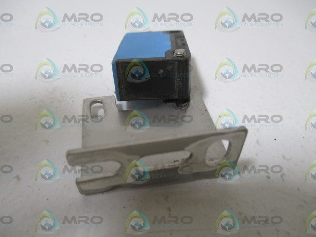 SICK WS140-2D430 PHOTOELECTRIC SENSOR *USED*