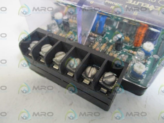 LEVELITE GLL10251N10 UNIVERSAL CONTROLLER * USED *