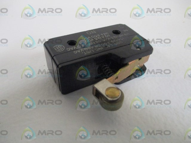 LOT OF 6 MICROSWITCH YZ-7RW82237-P48 LIMIT SWITCH *NEW IN BOX*