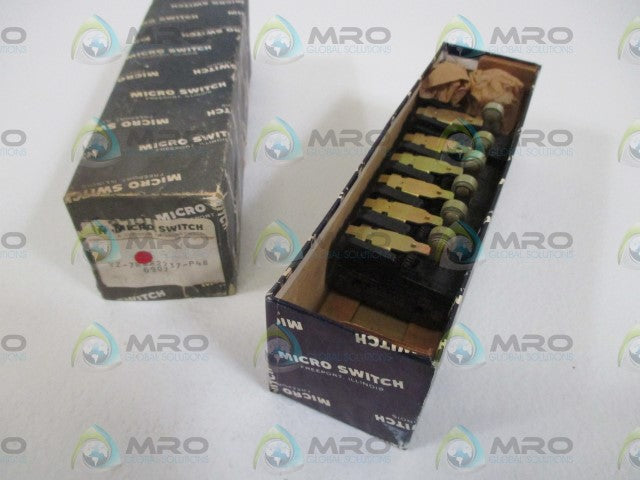 LOT OF 6 MICROSWITCH YZ-7RW82237-P48 LIMIT SWITCH *NEW IN BOX*
