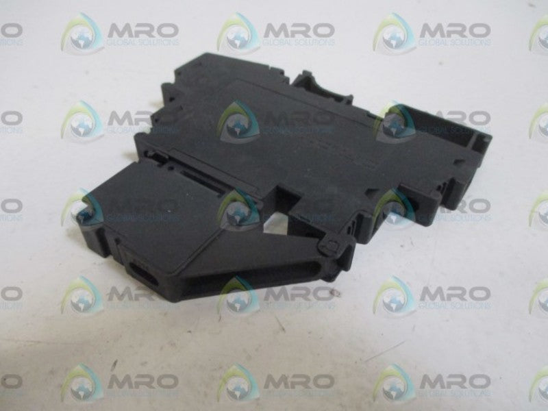 LOT OF 2 PHOENIX CONTACT UKK5-HESI TERMINAL BLOCK *NEW NO BOX*