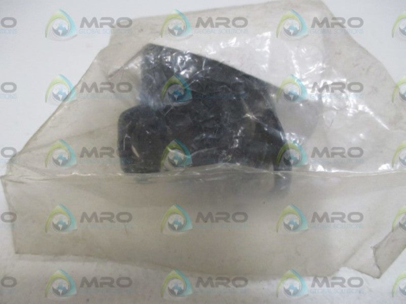 PYLE 972G LUMINAIRE FITTING * NEW IN A BAG *