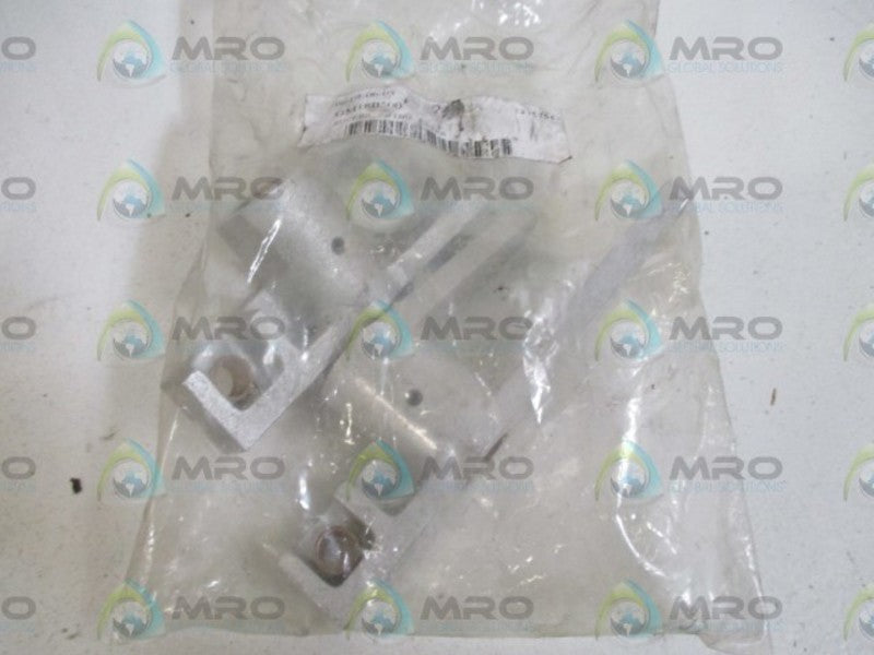 LOT OF 2 GM18B500 SUCKER SWING LEVER *NEW IN A BAG*