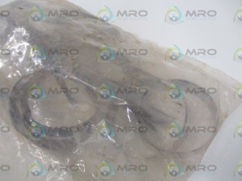 GRAINER 3LZ47A CLAMP * NEW IN A BAG *