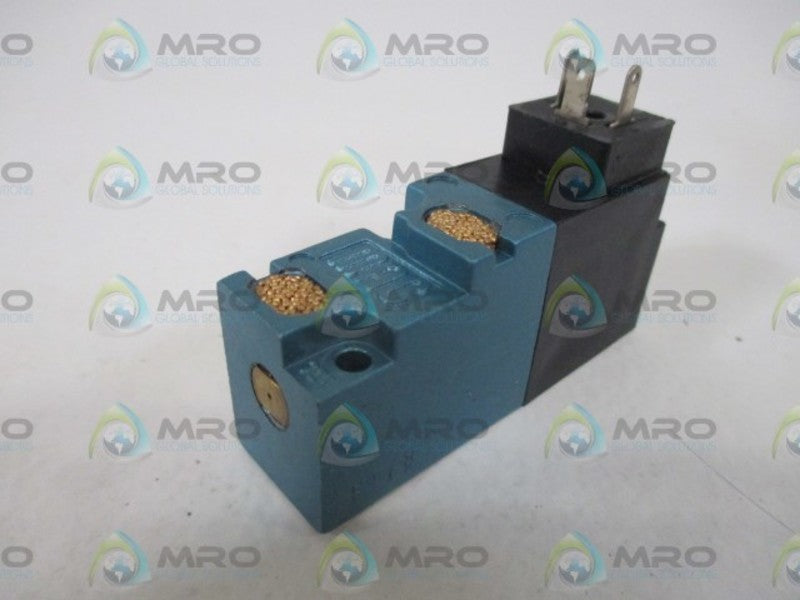 MAC DMB-DFF1-1KJ1 SOLENOID VALVE * NEW IN A  BOX *
