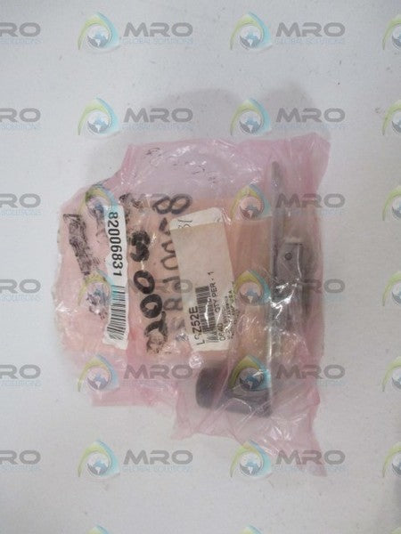 MICRO SWITCH LSZ52E LEVER ARM * NEW IN FACTORY BAG *