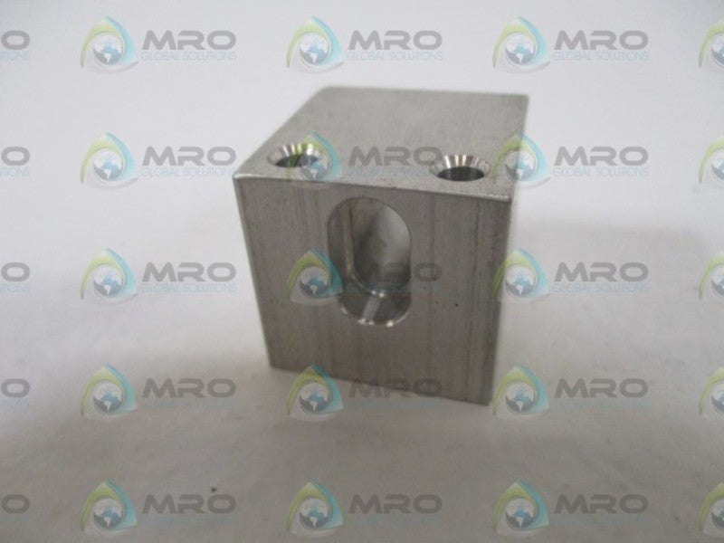 THERM-O-SEAL TC-BLK-1 THERMOCOUPLE MTG BLOCK * NEW IN A BAG *