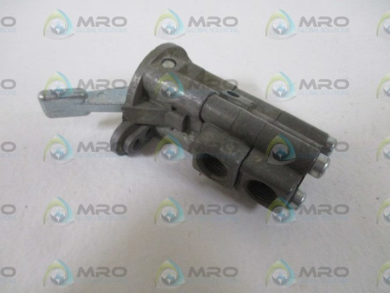 VROOM ENGR & MFG INC. 70V1311 SWITCH * NEW IN A BAG *