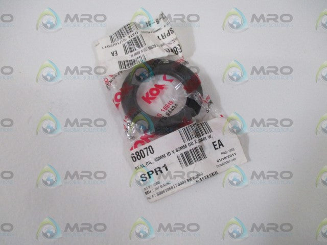 SKF 15845 OIL SEAL * NEW IN A BAG *