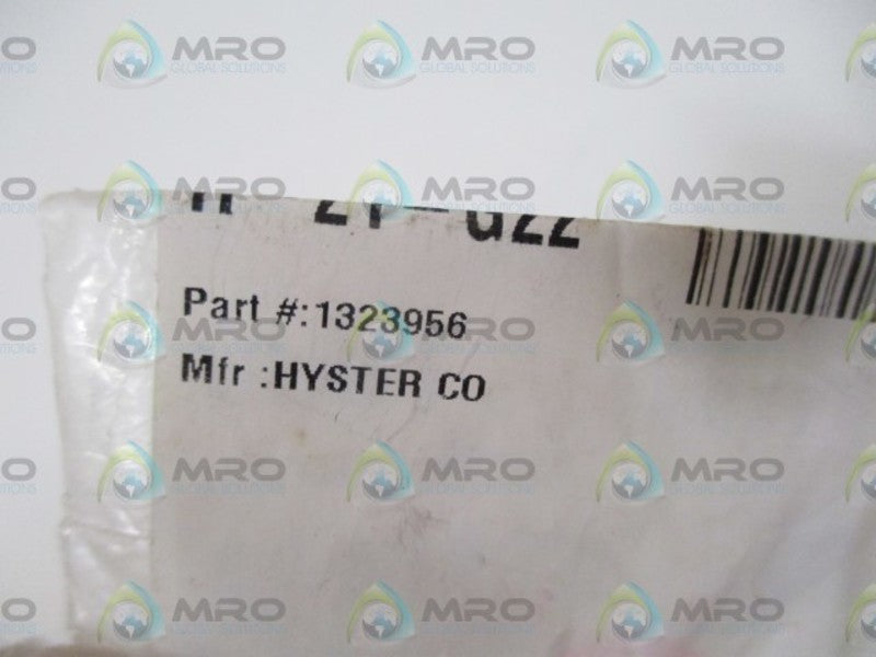 HYSTER CO. 1323956 PAD HOLDER * NEW IN A BAG *