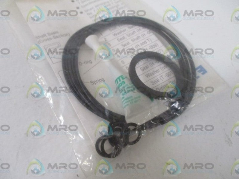 EATON 206393 SEAL KIT * NEW IN A FACTORY BAG *