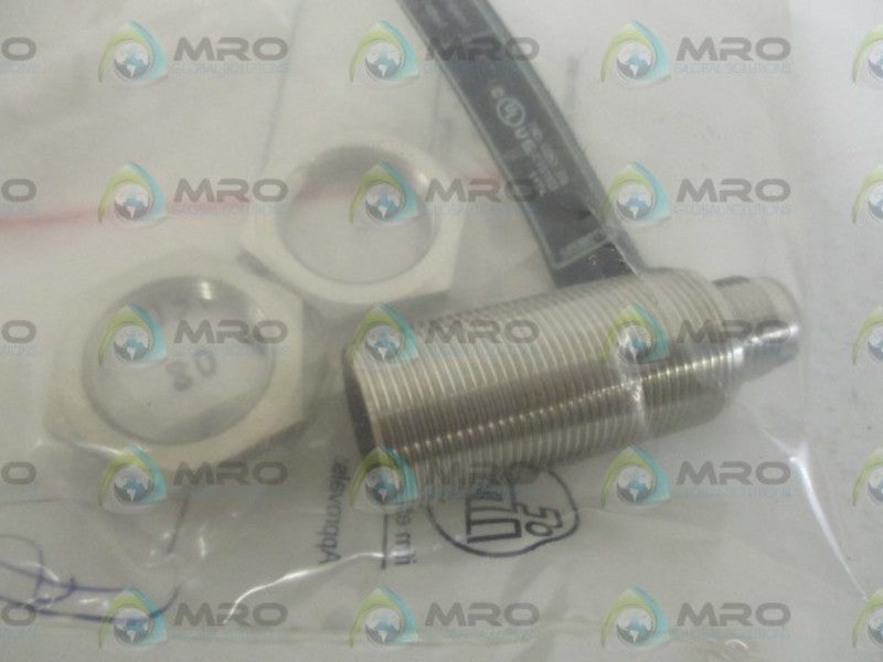 IFM EFECTOR IG5793 INDUCTIVE PROXIMITY SENSOR * NEW IN A FACTORY BAG *