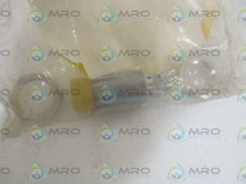 TURCK NI8-M18-AP6X-H1141 PROXIMITY SENSOR * NEW IN FACTORY BAG *