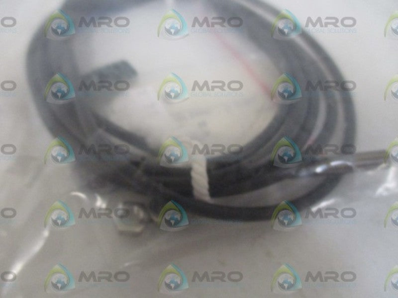 IFM EFECTOR IY5033 INDUCTIVE PROXIMITY SENSOR * NEW IN A FACTORY BAG *