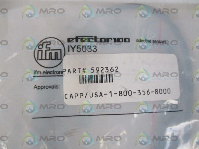 IFM EFECTOR IY5033 INDUCTIVE PROXIMITY SENSOR * NEW IN A FACTORY BAG *