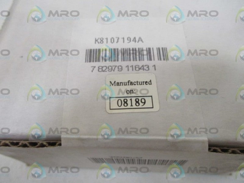 FEDERAL SIGNAL K8107194A LIGHT BULDS * FACTORY SEALED *