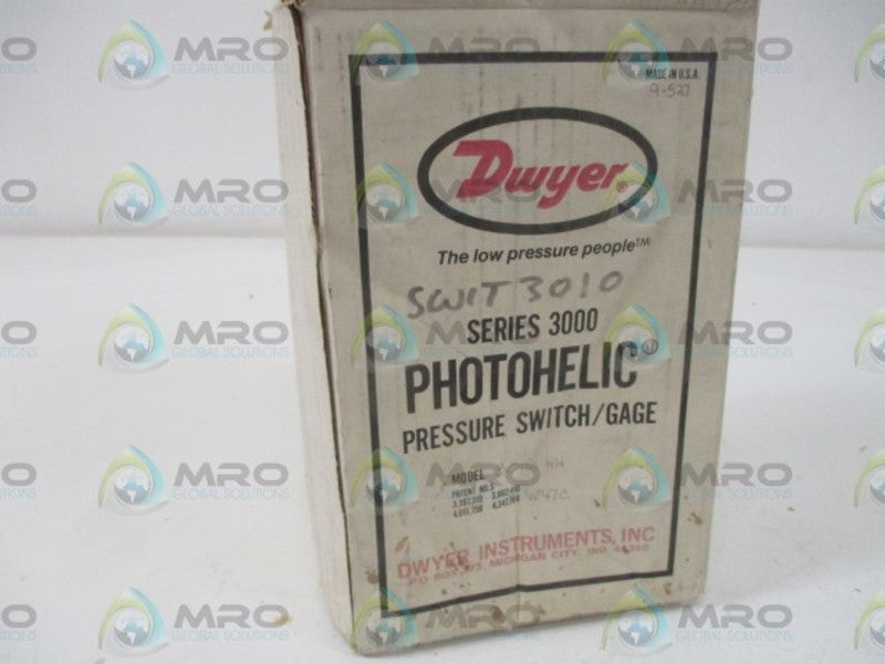 DWYER 3010HH PHOTOHELIC PRESSURE GAUGE 0-10" WC * NEW IN BOX *