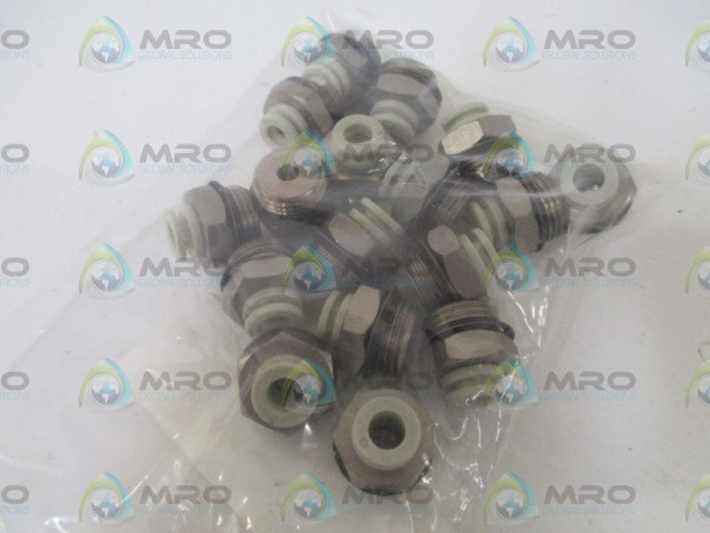 LOT OF 17 SMC KQ2H06-U03-X2 CONNECTOR *NEW IN A BAG*
