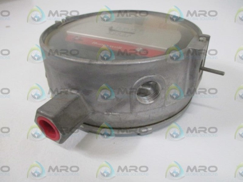 HONEYWELL C437E 1004 PRESSURE SWITCH * ORIGINAL PACKAGE *