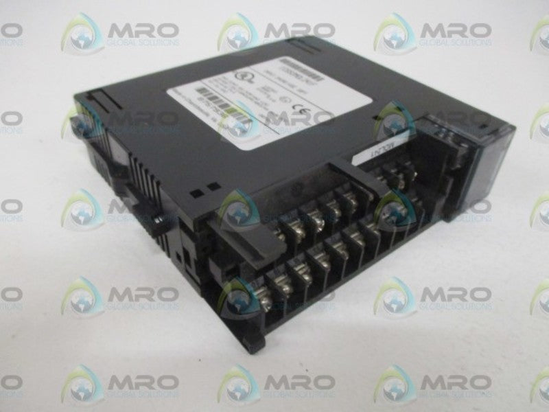 GE FANUC IC693MDL241F INPUT 24VAC/VDC 16PT * USED *