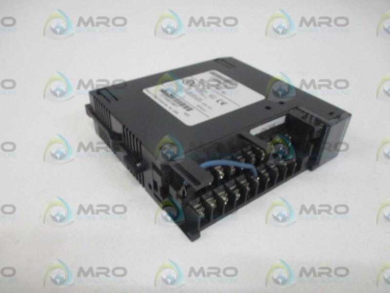 GE FANUC IC693MDL742J OUTPUT 12/24VDC 1A 16PT POS(MISSING DOOR) * USED *