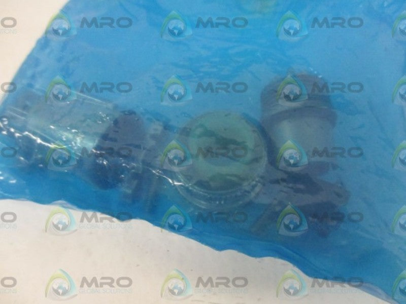 AMPHENOL ACS06E14S-6S CONNECTOR * NEW IN A FACTORY BAG *