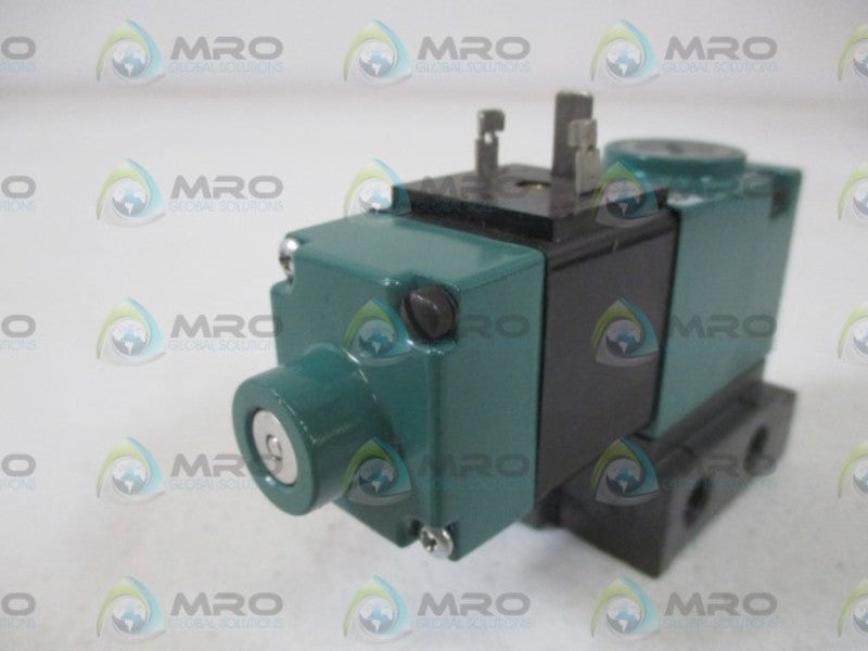 NUMATICS 11SAD448C011J30 SOLENOID VALVE * NEW NO BOX *