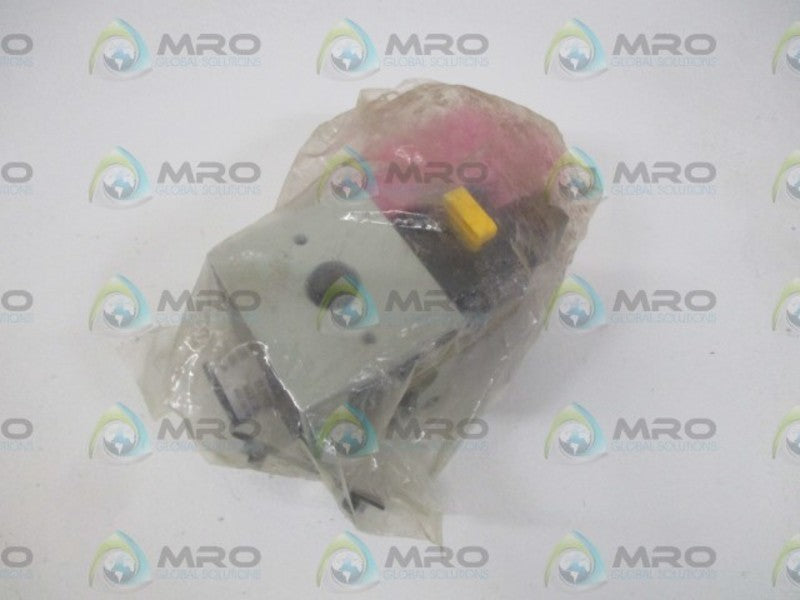 NUMATICS S32C-04BEG SOLENOID VALVE * NEW IN A BAG *