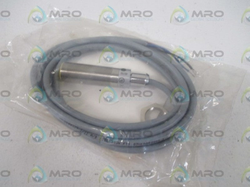 TURCK BI8-M18T-AP6X PROXIMITY SENSOR * NEW IN A FACTORY BAG *
