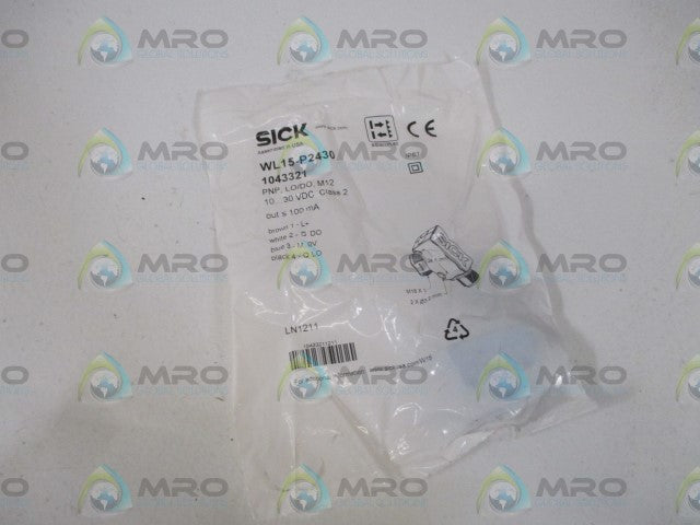 SICK WL15-P2430 PROXIMITY SENSOR *NEW IN A FACTORY BAG*