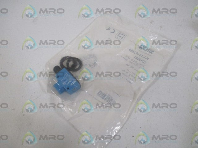 SICK WL15-P2430 PROXIMITY SENSOR *NEW IN A FACTORY BAG*