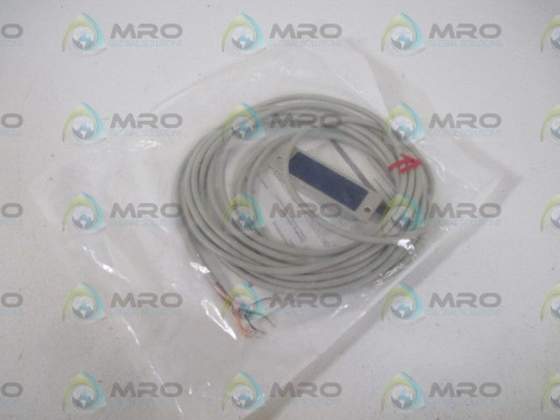 SCHMERSAL BNS 33S-12Z 5,0M CABLE * NEW IN A FACTORY BAG *