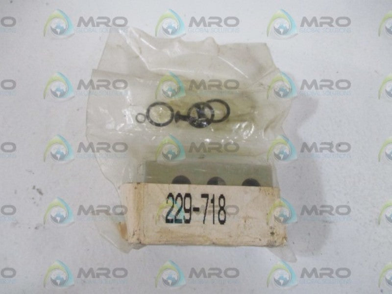 NUMATICS 229-718 MANIFOLD * NEW IN A BAG *