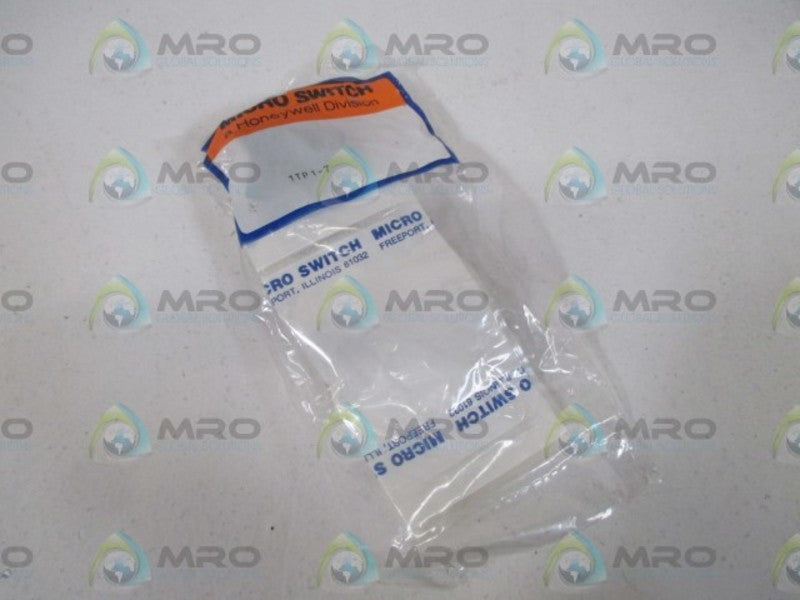MICROSWITCH 1TP1-7 FLUSH PANEL MOUNTING * NEW IN A FACTORY BAG *