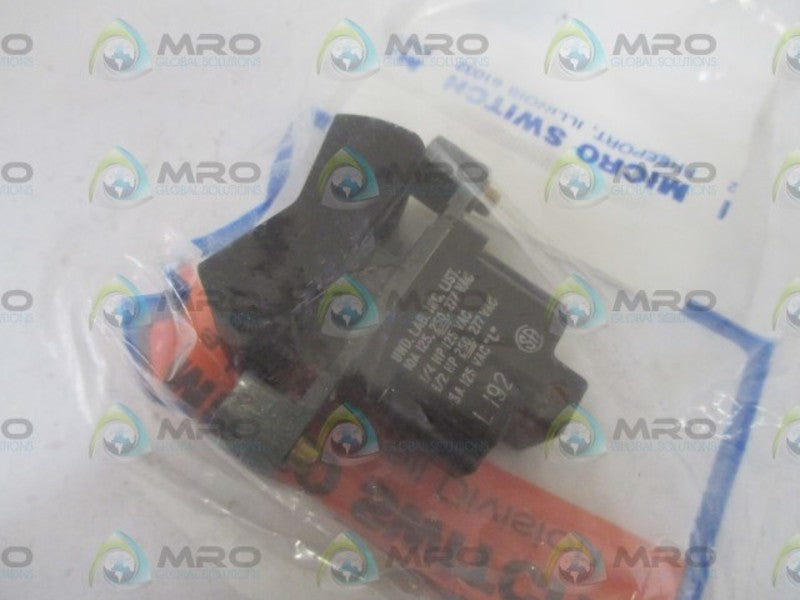 MICROSWITCH 1TP1-7 FLUSH PANEL MOUNTING * NEW IN A FACTORY BAG *