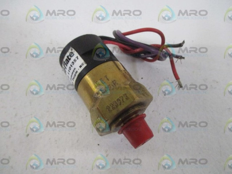 POSI-FLATE 1101357 PRESSURE SWITCH * NEW OUT OF A  BOX *
