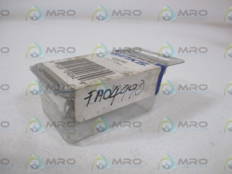 BINKS 45-9700 FLUID NOZZLE * ORIGINAL PACKAGE *