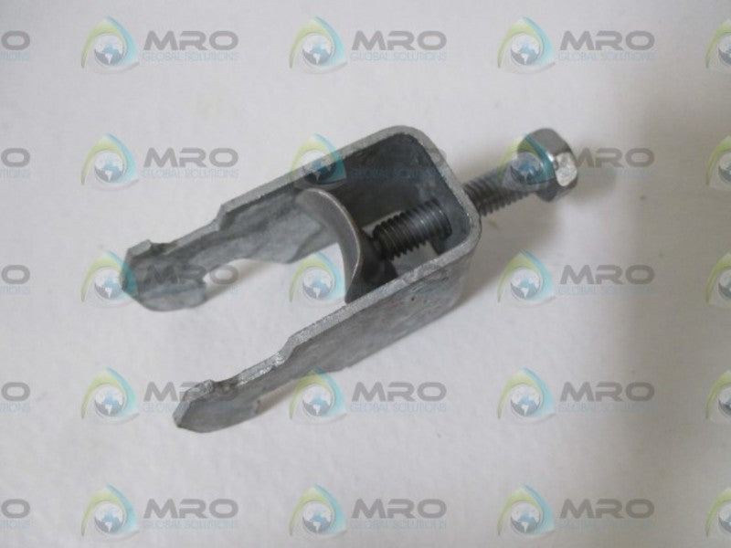LOT OF 100 OBO BETTERMANN 2056 M 16 FT(1156 012) CLAMP CLIP *NEW IN BOX*