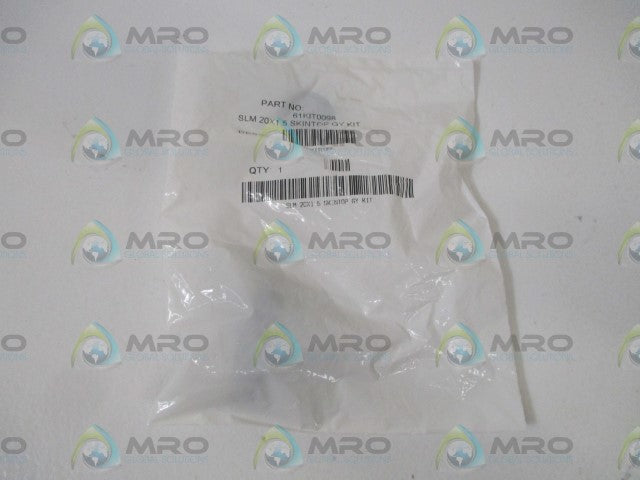LOT OF 11 61KIT0098 CABLE CORD CONNECTOR *NEW IN A FACTORY BAG*