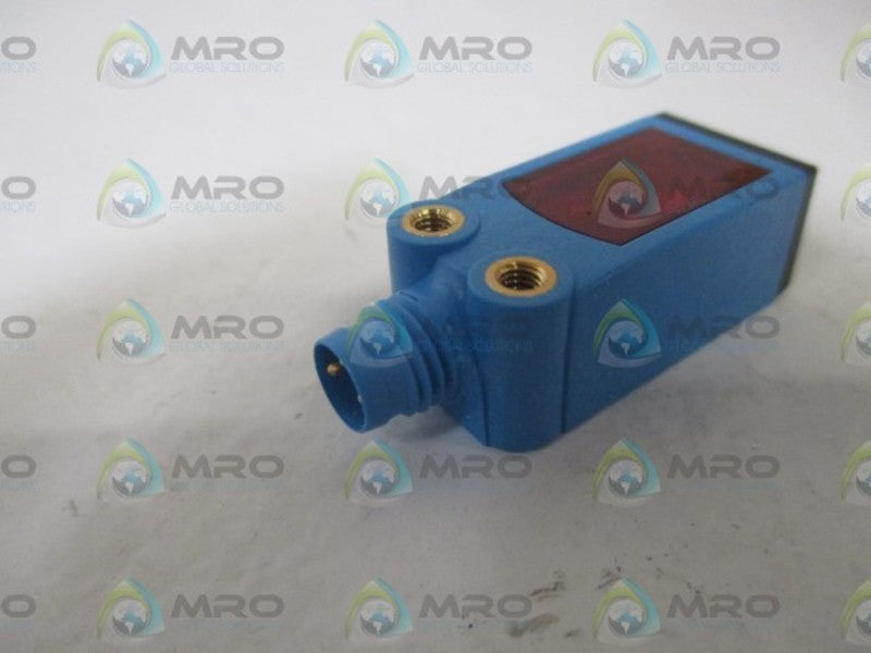 SICK WL4-3P2130 RETRO-REFLECTIVE SENSOR *NEW NO BOX*