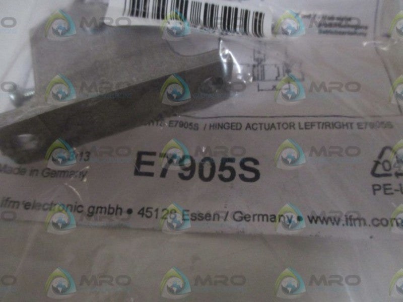 IFM EFECTOR E7905S HINGED ACTUATOR L/R * NEW IN A FACTORY BAG *