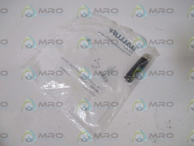 BALLUFF BCC06Z1 CONNECTOR * NEW IN A FACTORY BAG *