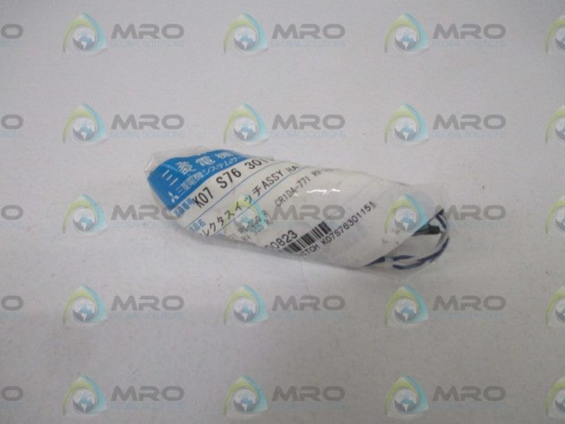 MITSUBISHI K07 S76 301152 SELECTOR SWITCH * NEW IN A FACTORY BAG *